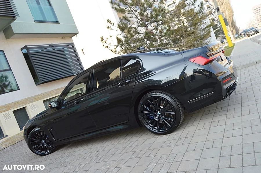 BMW Seria 7 740d xDrive - 27