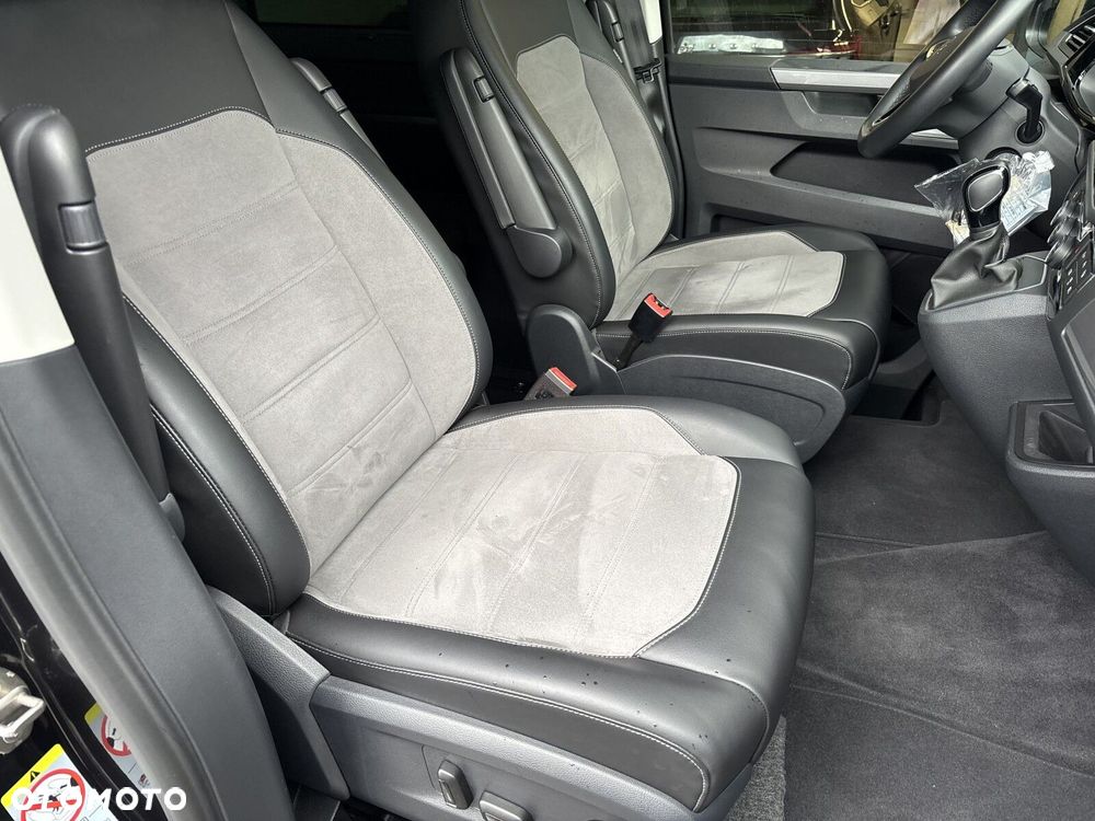 Volkswagen Multivan - 20
