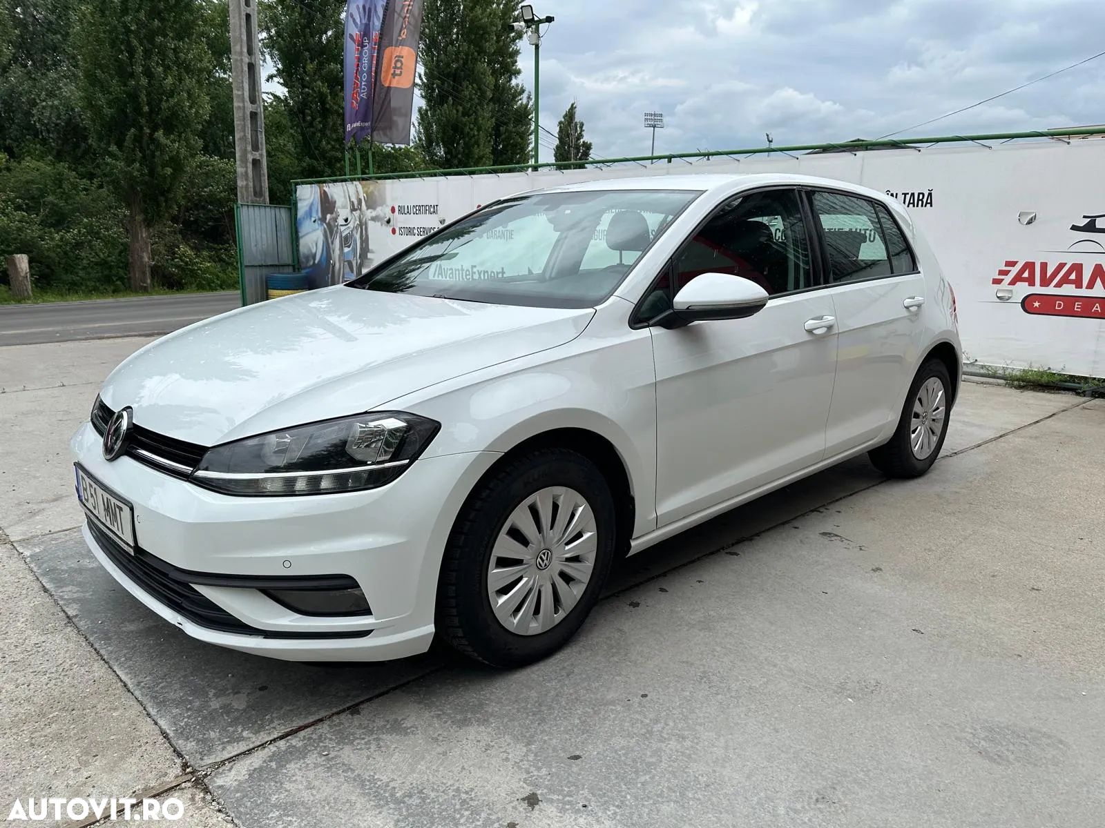 Volkswagen Golf 1.6 TDI Comfortline - 1