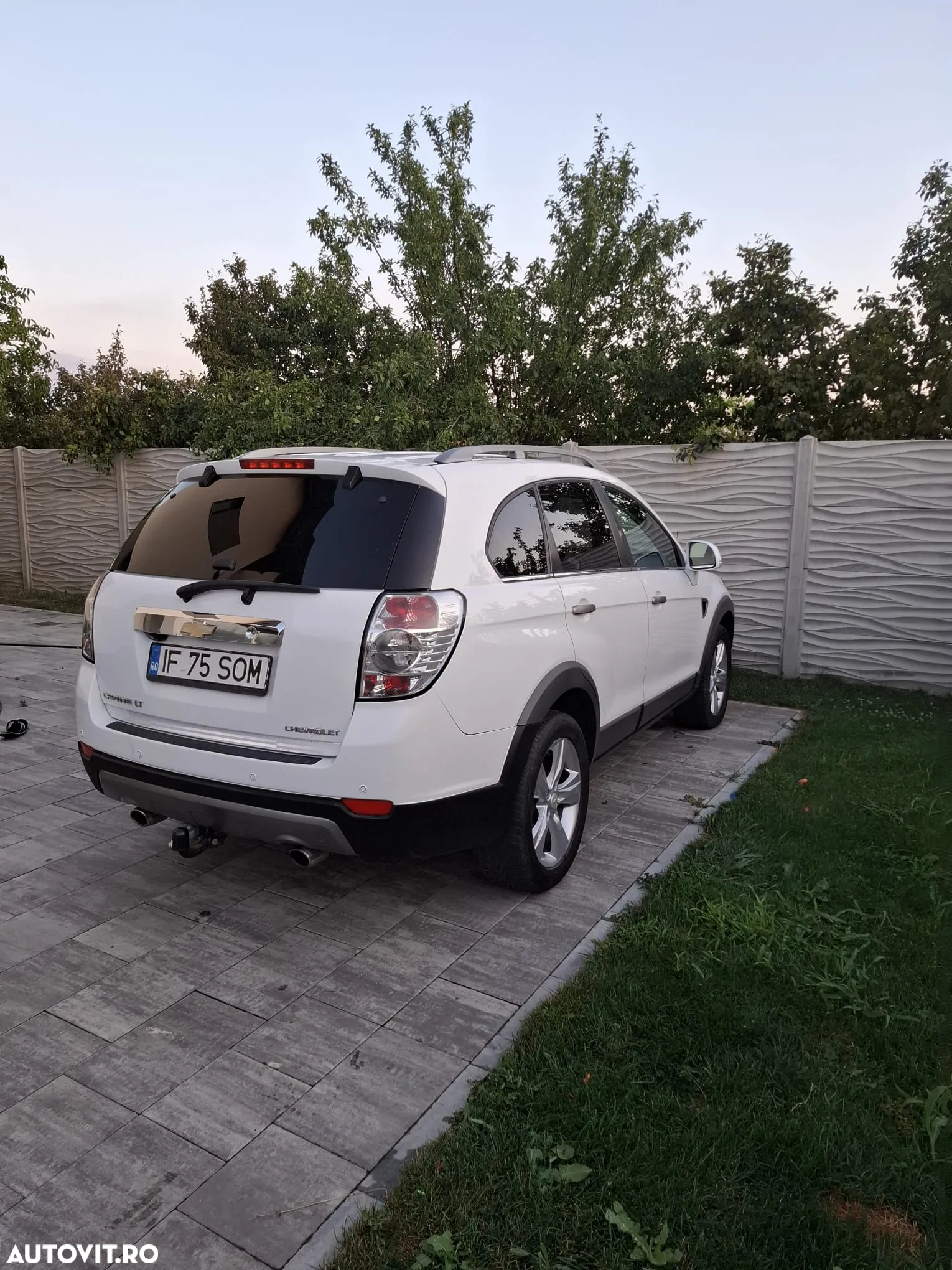 Chevrolet Captiva - 10
