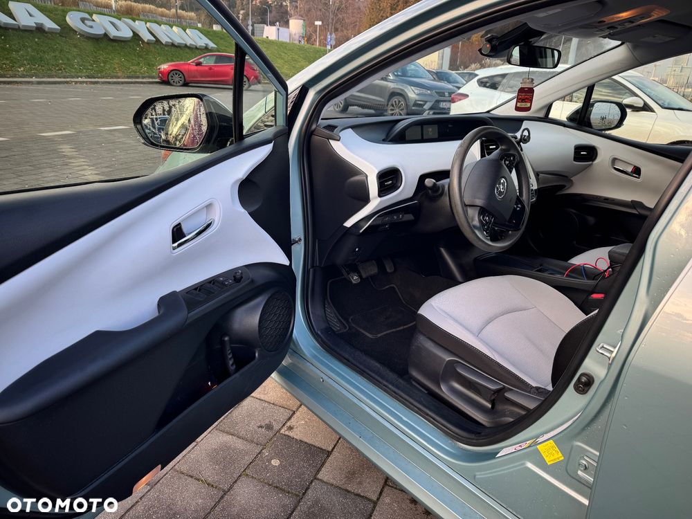 Toyota Prius Hybrid Comfort - 3