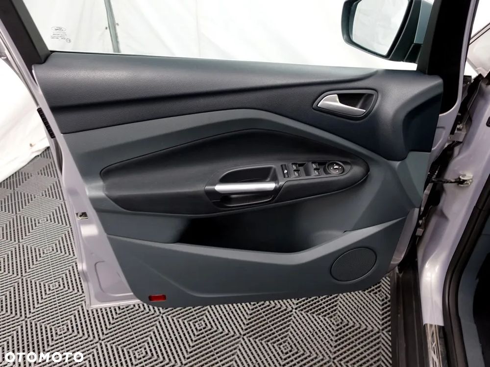 Ford C-MAX 1.6 TDCi Titanium - 15