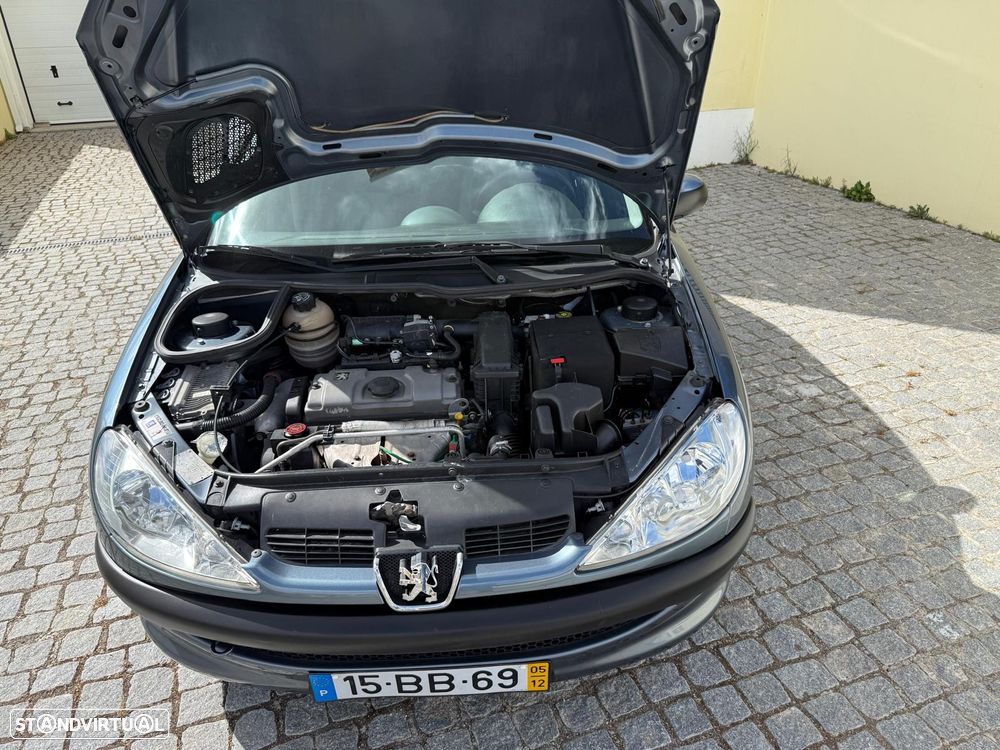 Peugeot 206 1.4 Look II - 35
