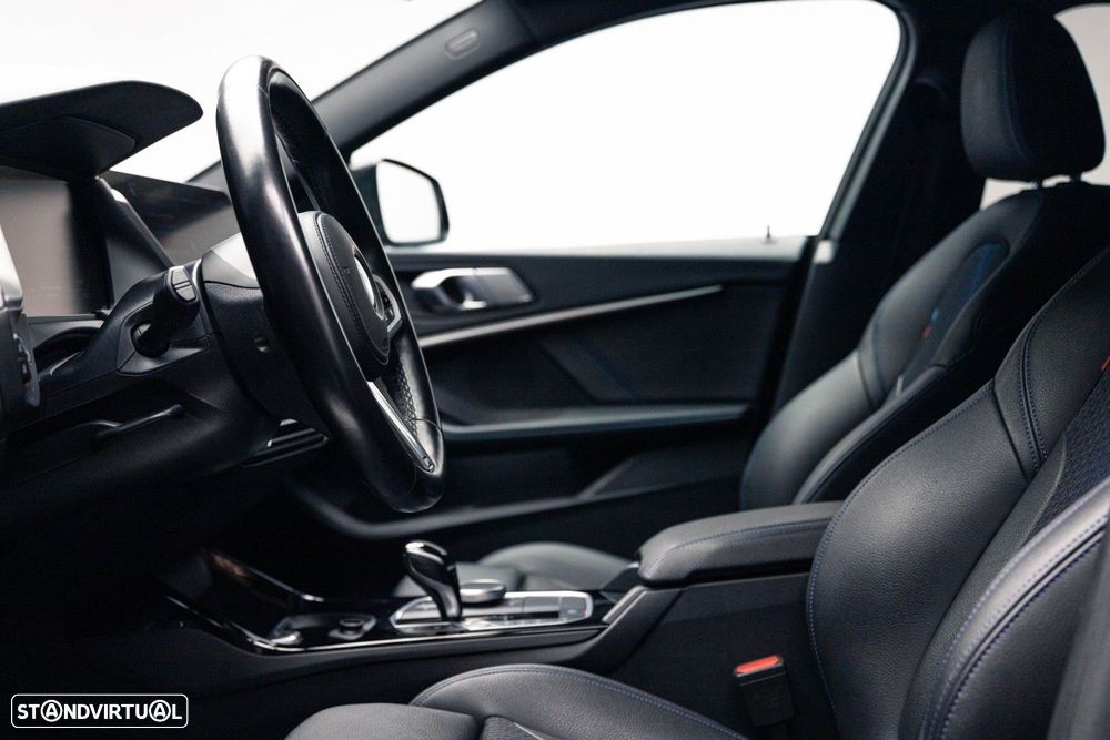 BMW 218 Gran Coupé i Pack Desportivo M - 18