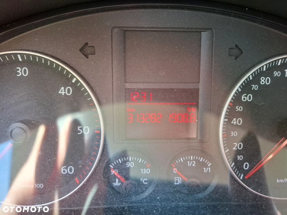 Volkswagen Golf 1.9 TDI Trendline - 11
