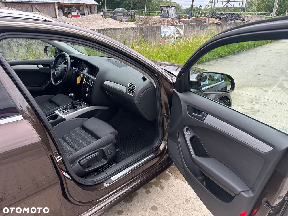Audi A4 Avant 2.0 TDI DPF quattro Attraction - 20