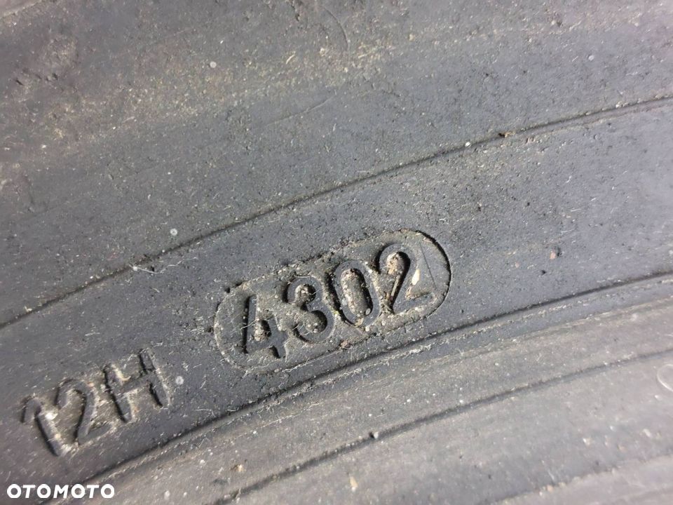 OPONA ZIMOWA 235/50R18 DUNLOP SP WINTER SPORT M2 - 4