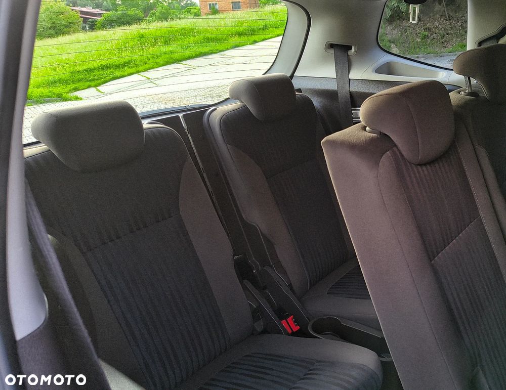 Opel Zafira - 17