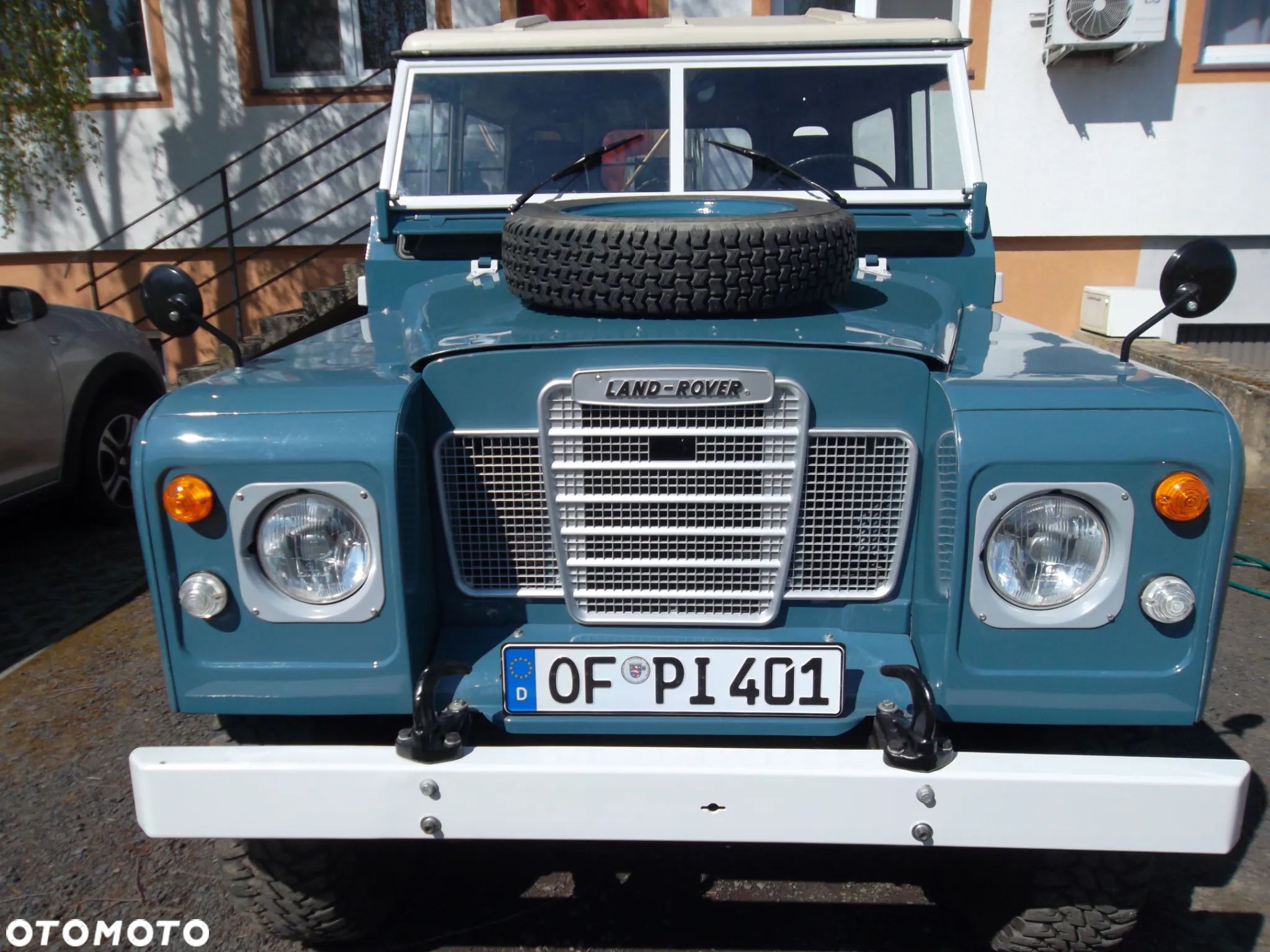 Land Rover Inny - 1