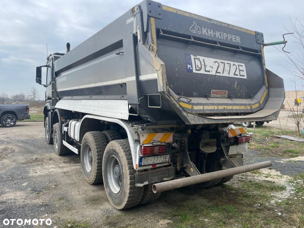 Mercedes-Benz AROCS - 10