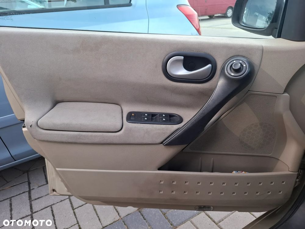 Renault Megane - 8