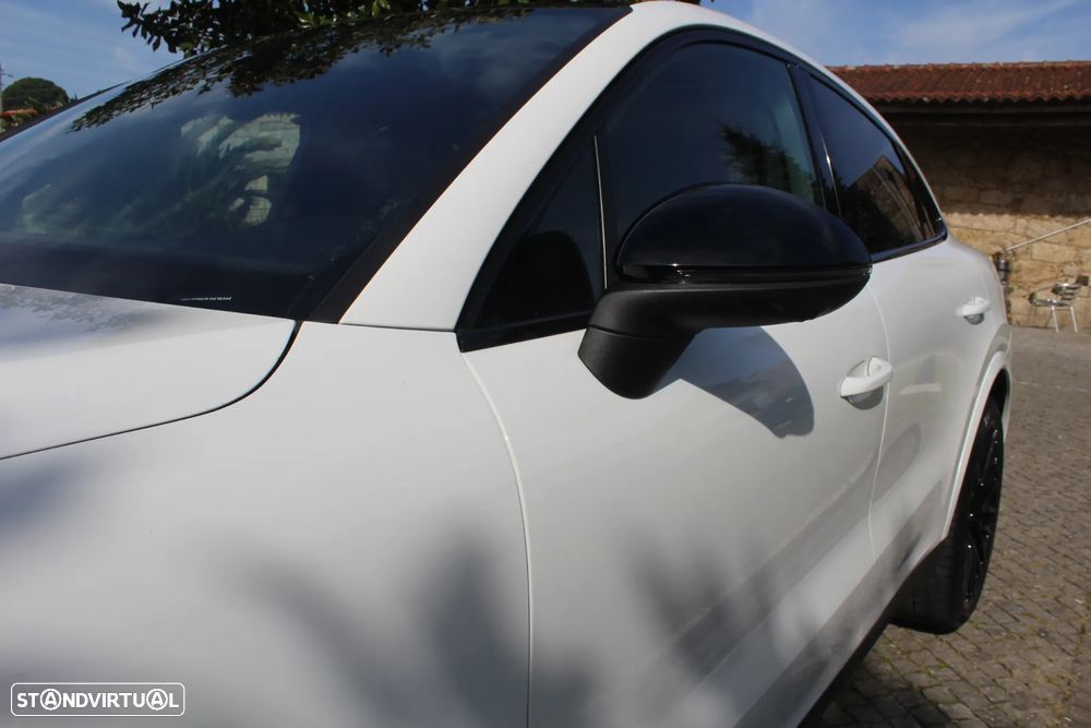 Porsche Cayenne Coupé Tiptronic S Platinum Edition - 17