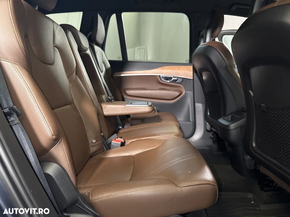 Volvo XC 90 - 13