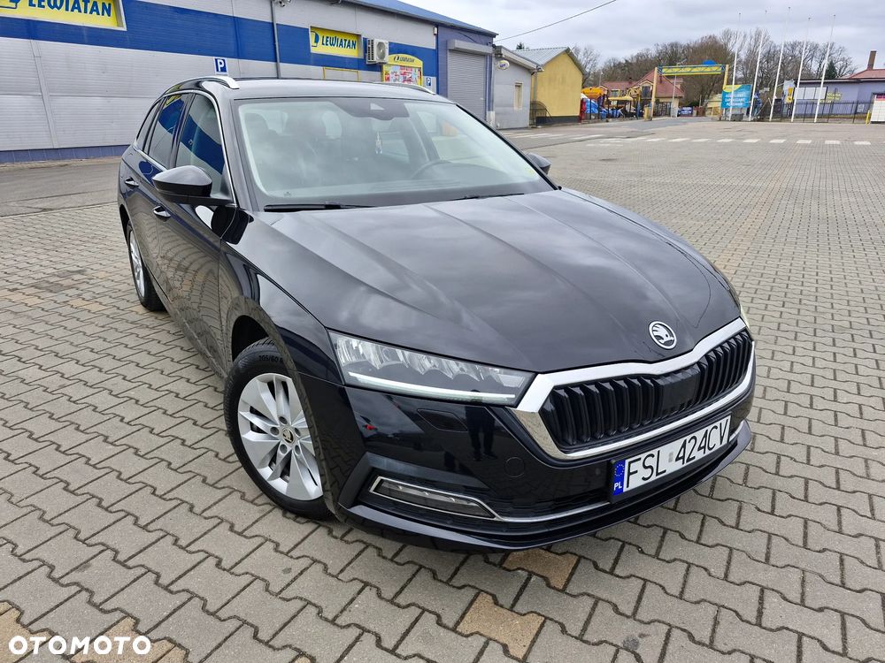 Skoda Octavia 2.0 TDI DSG Edition Plus - 2