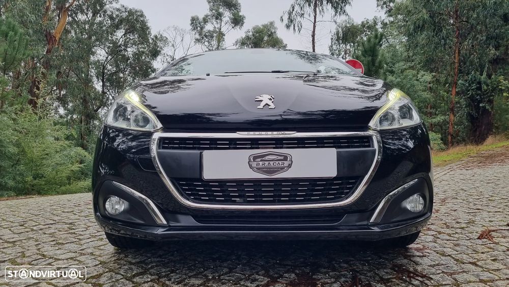 Peugeot 208 1.2 PureTech Signature - 12