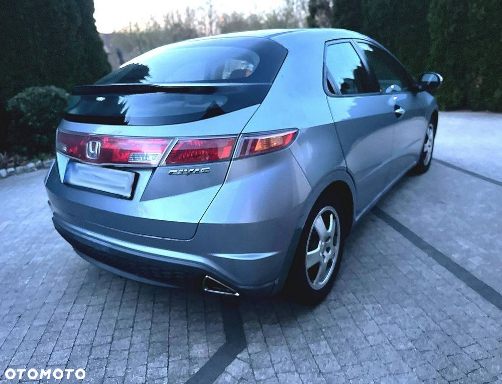 Honda Civic - 4