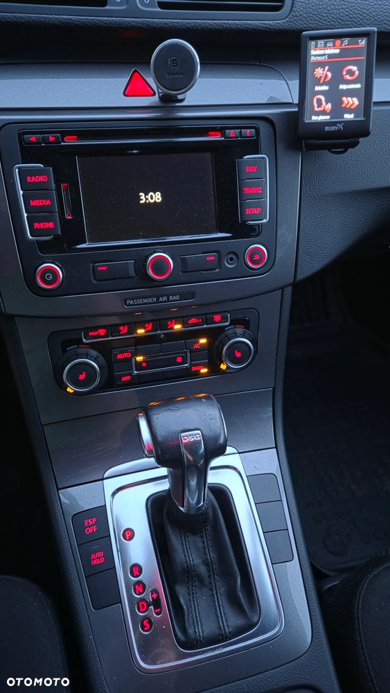 Volkswagen Passat 2.0 TDI Comfortline DSG - 16