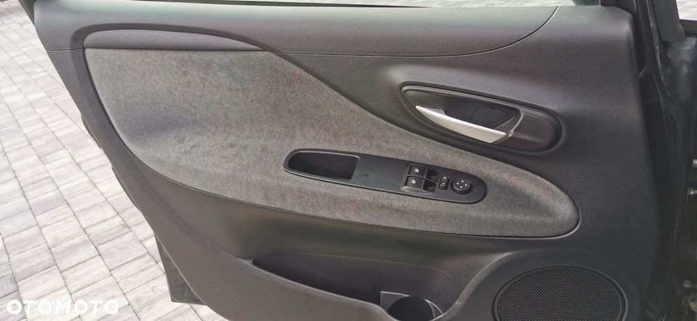 Fiat Punto Evo - 12