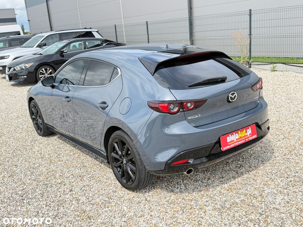 Mazda 3 - 4