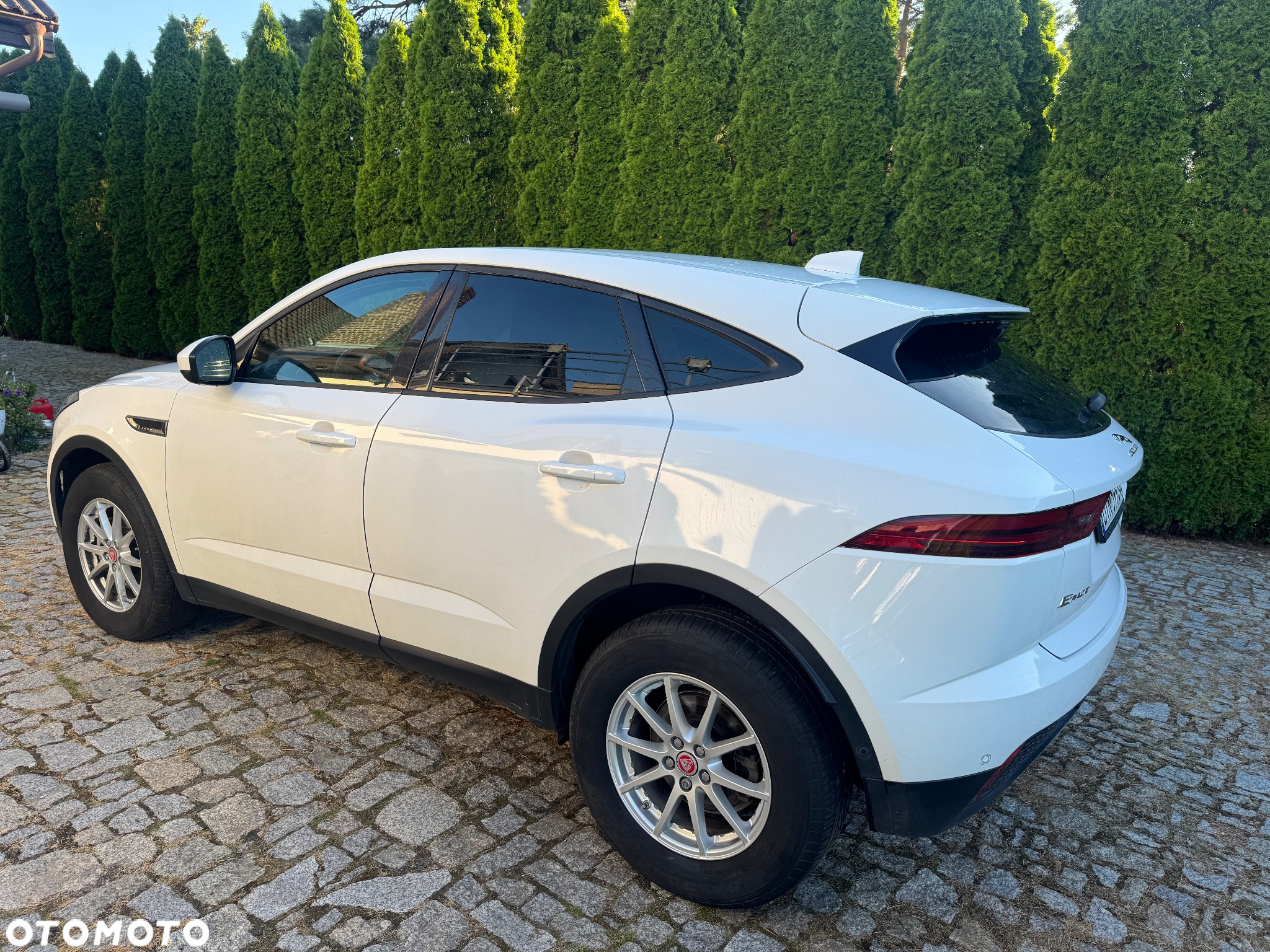 Jaguar E-Pace 2.0 i4D AWD - 17