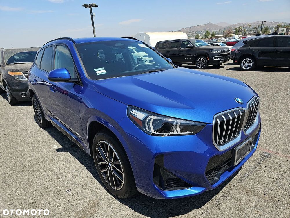 BMW X1 - 1