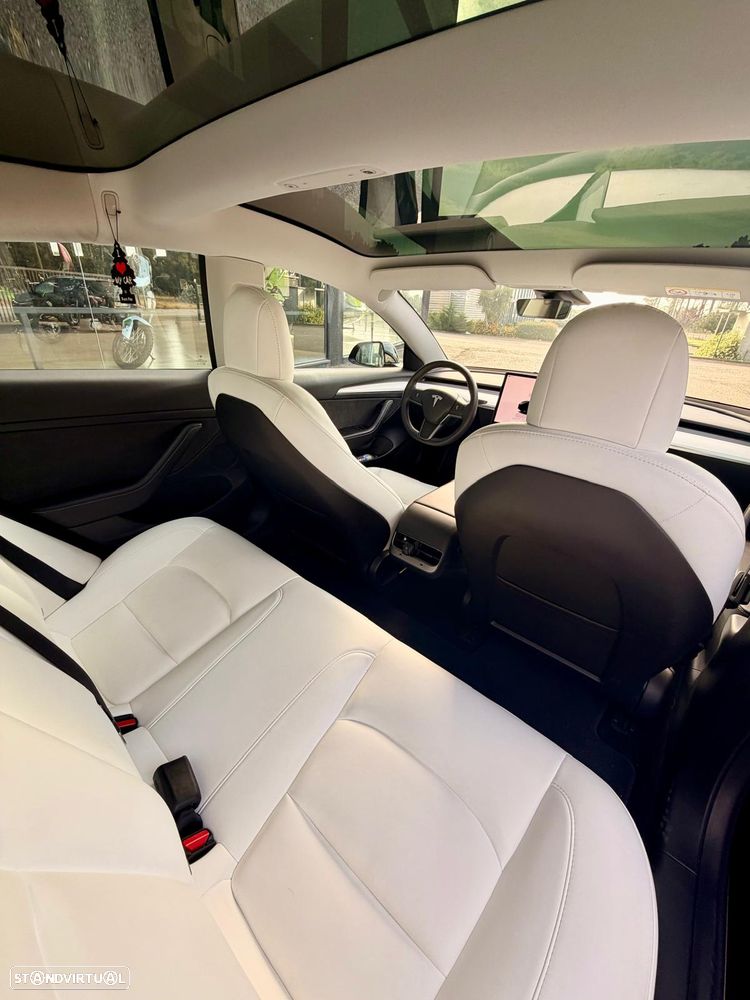 Tesla Model 3 Long Range AWD Dual Motor Performance - 26