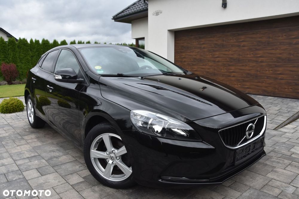 Volvo V40 D2 Drive-E SCR Momentum - 4