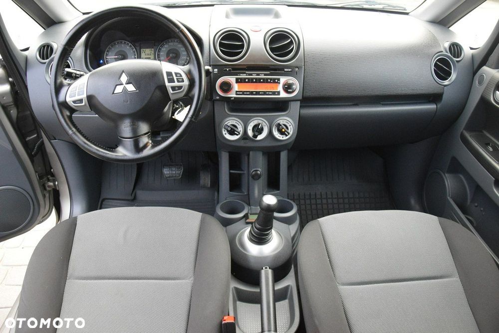 Mitsubishi Colt 1.3 Automatik Invite - 23