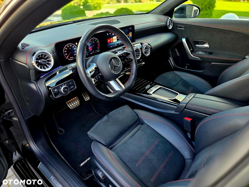 Mercedes-Benz CLA - 7