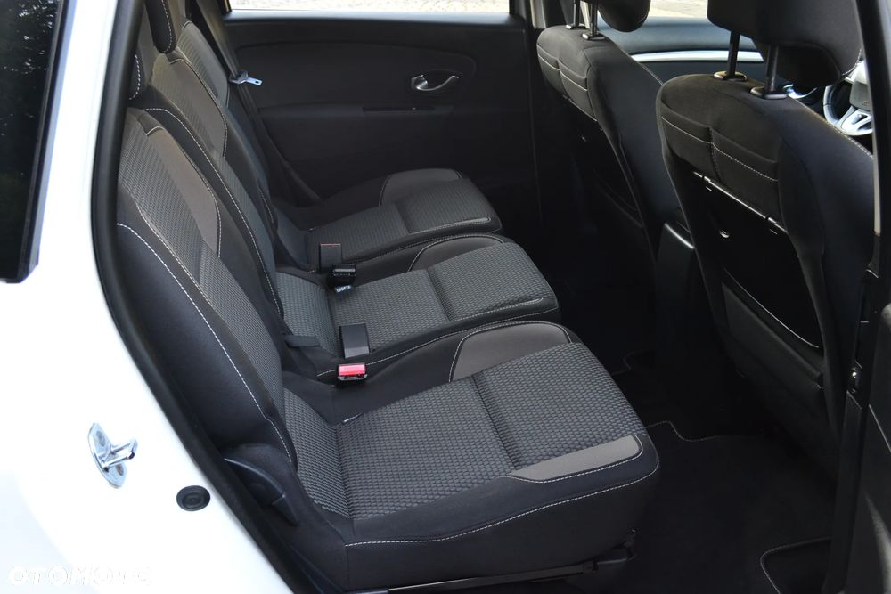 Renault Scenic Energy TCe 115 S&S Xmod Bose Edition - 23