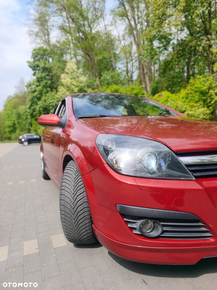 Opel Astra 2.0 T Cosmo - 16