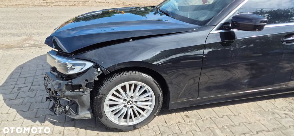 BMW Seria 3 320d xDrive Luxury Line - 9