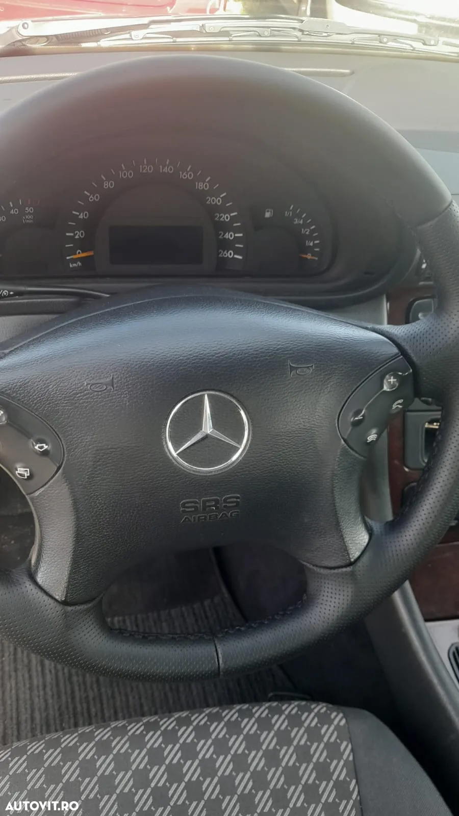 Mercedes-Benz C - 13