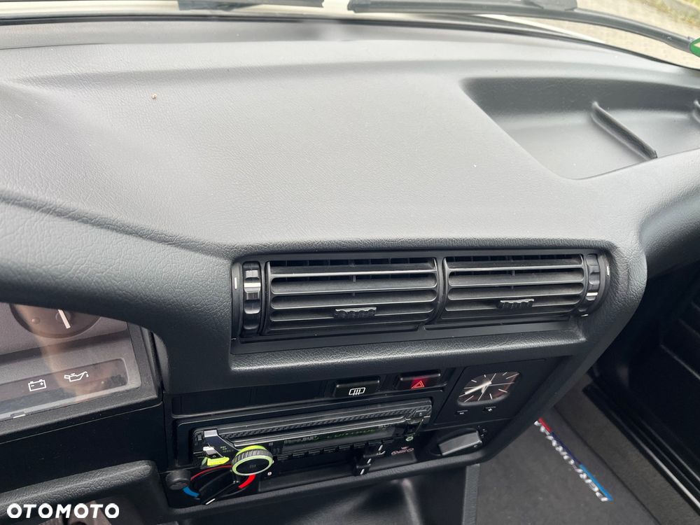 BMW Seria 3 316i - 17