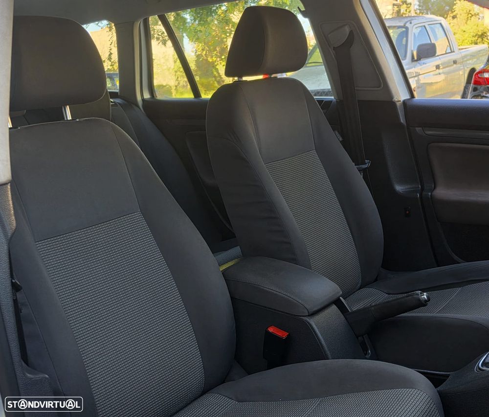 VW Golf Variant 1.9 TDi BlueM.Trend Pack - 14