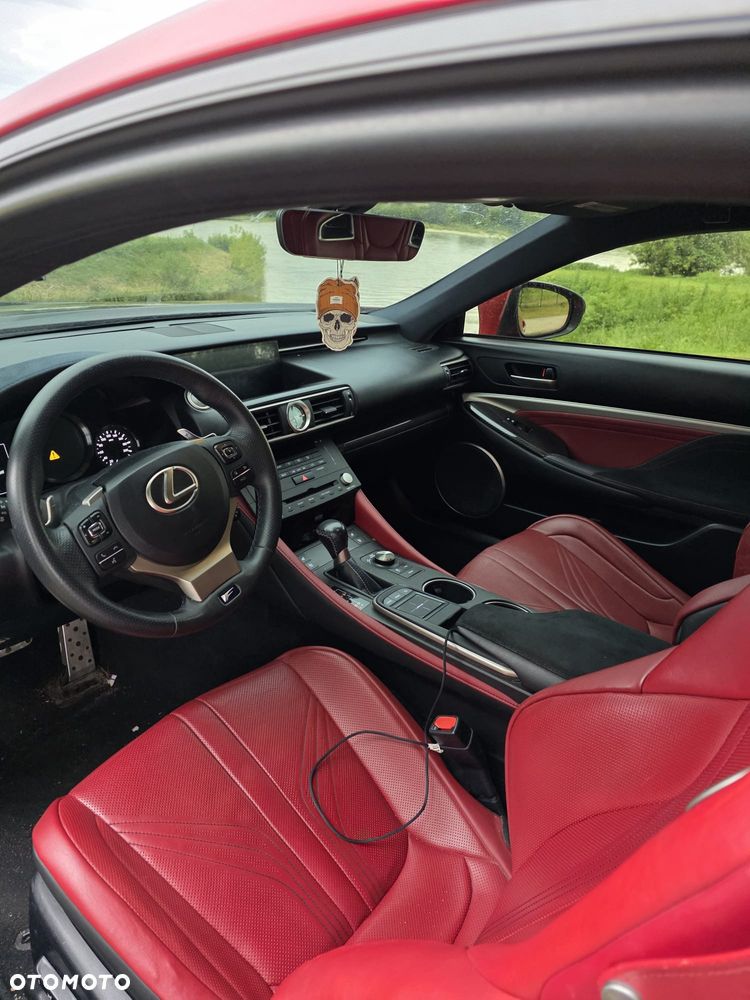 Lexus RC F Carbon - 9
