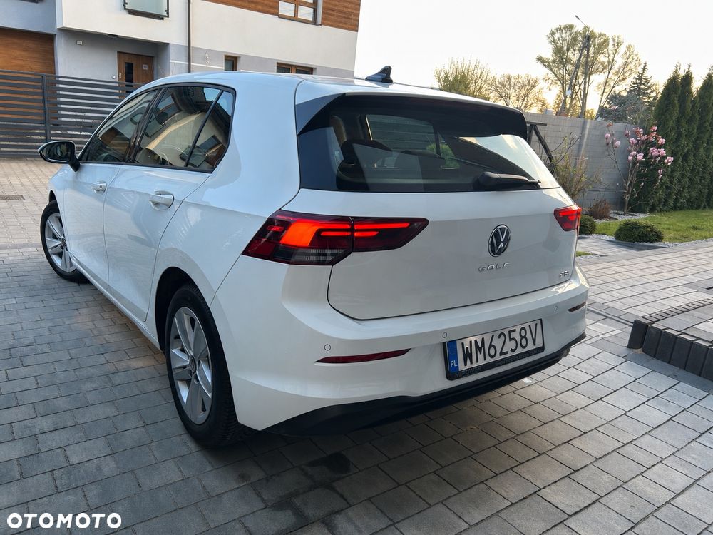 Volkswagen Golf 1.0 eTSI Life DSG - 3