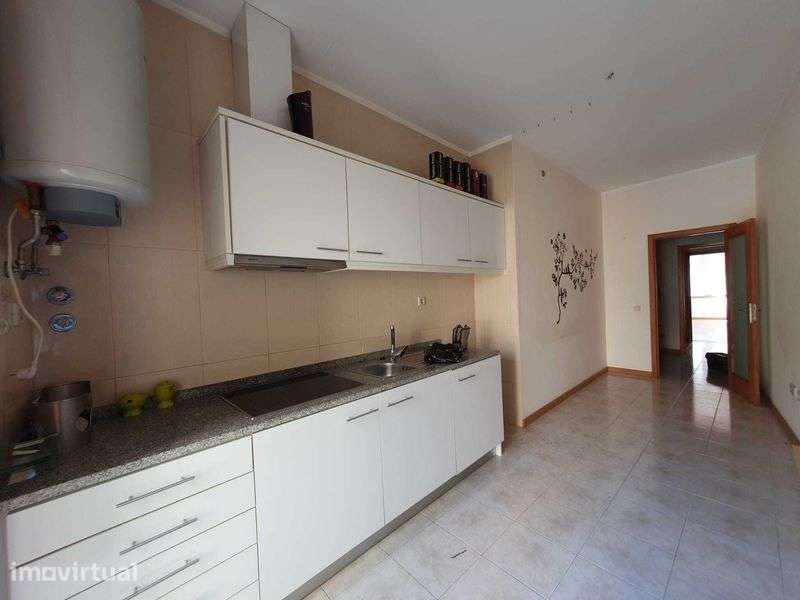 ARRENDAMENTO DE APARTAMENTO - Grande imagem: 2/6