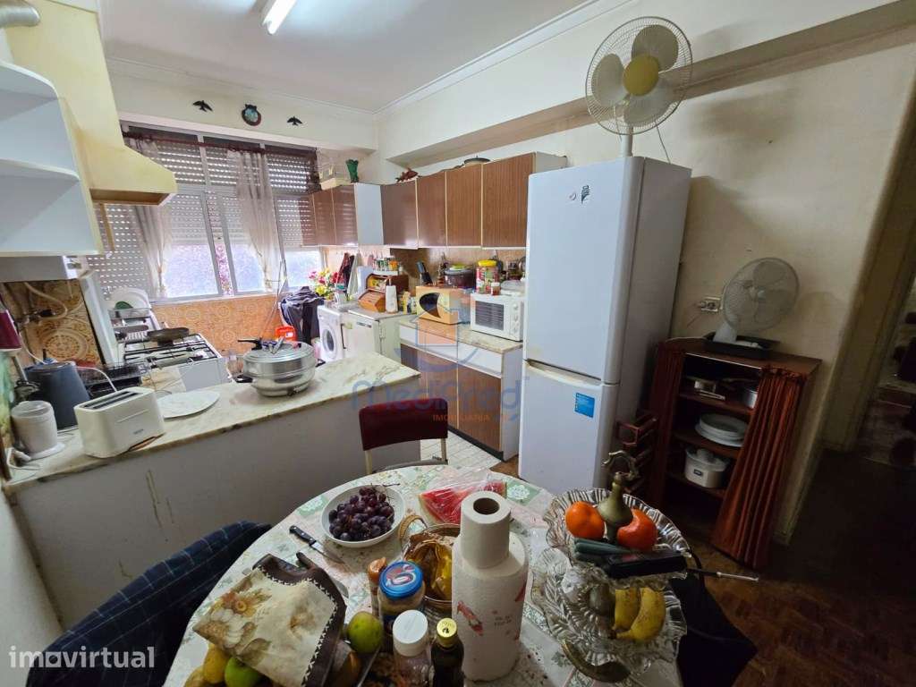 Apartamento T3 p/ Remodelar | Odivelas - Grande imagem: 3/10