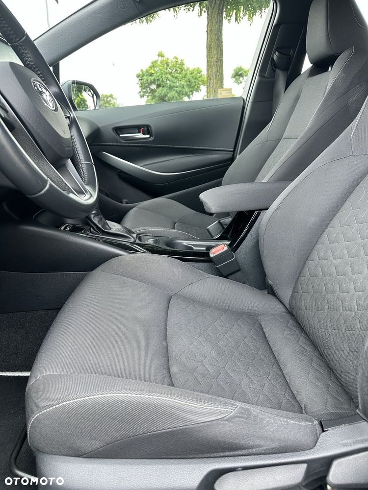 Toyota Corolla 1.8 Hybrid GPF Comfort - 16