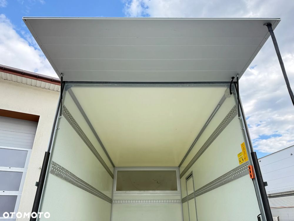 Iveco Daily 3,0 Izoterma 10 EP Winda - 11