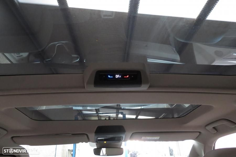 VW Multivan 2.0 TDI Style Longa DSG - 31
