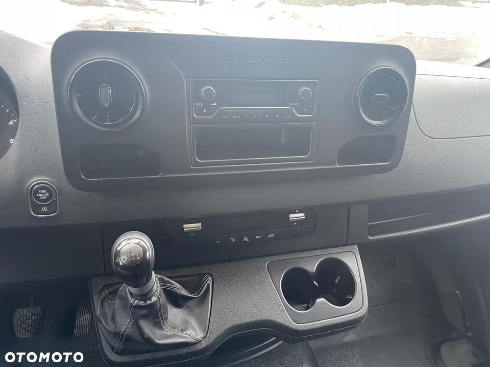 Mercedes-Benz Sprinter L4H2 2022 2.0. 150 KM Pierwszy właściciel - 10