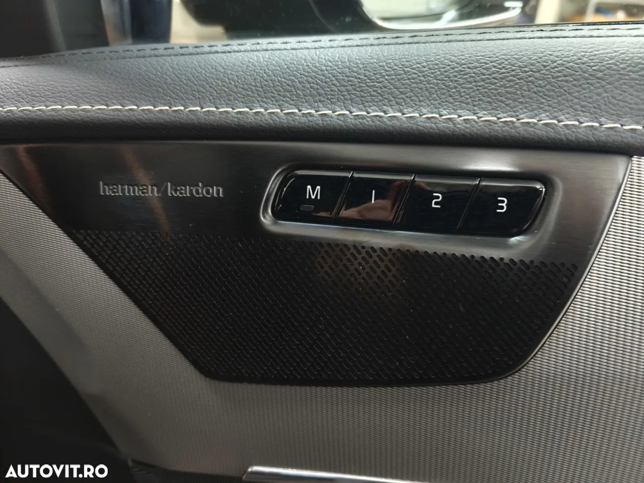 Volvo XC 90 B5 MHEV AWD 7 locuri R-Design - 22