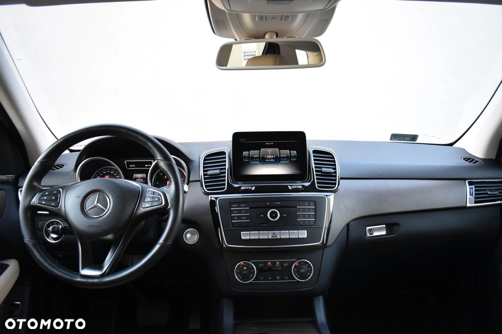 Mercedes-Benz GLE - 17