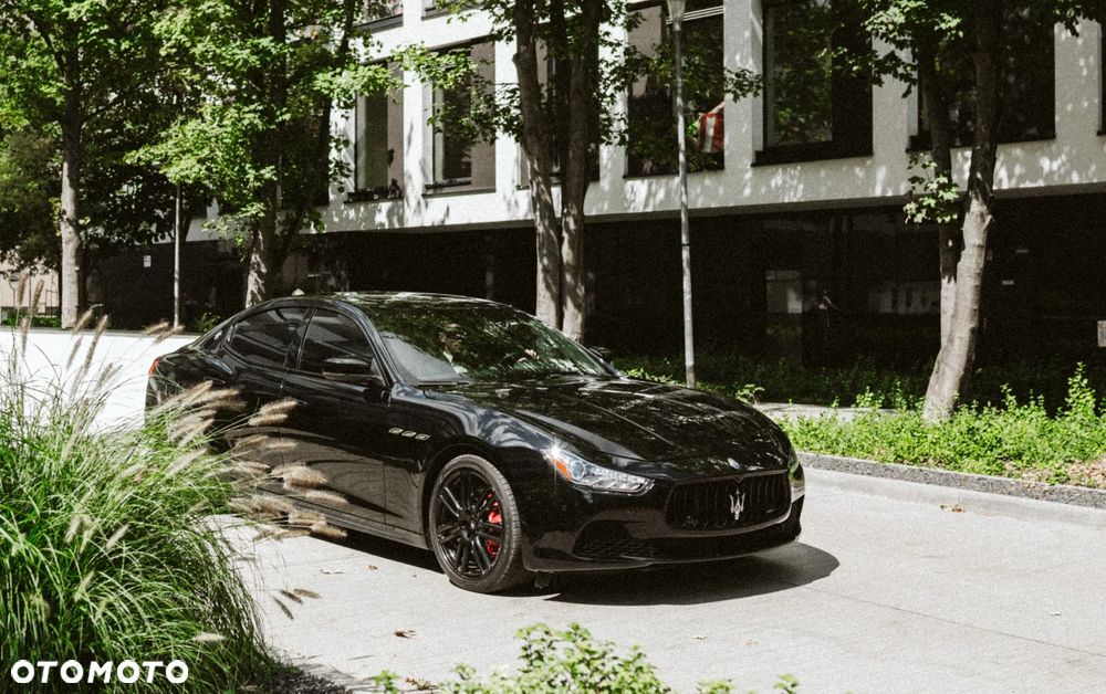 Maserati Ghibli S - 1