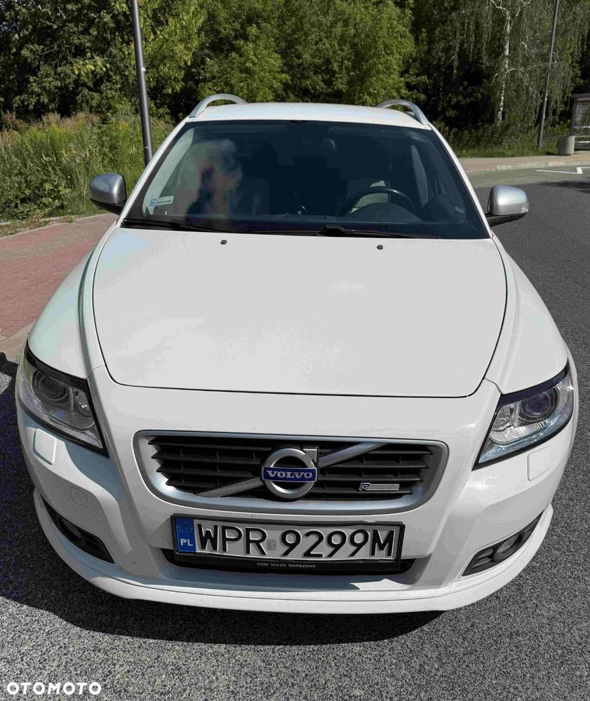 Volvo V50 D3 R-Design - 3