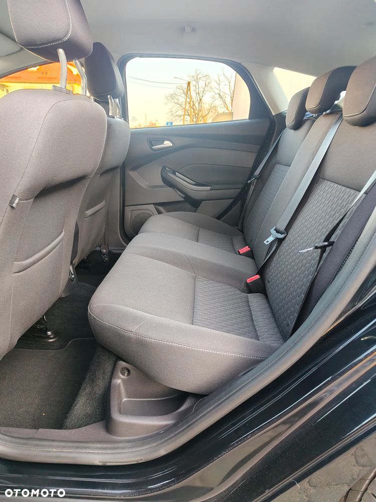Ford Focus - 13