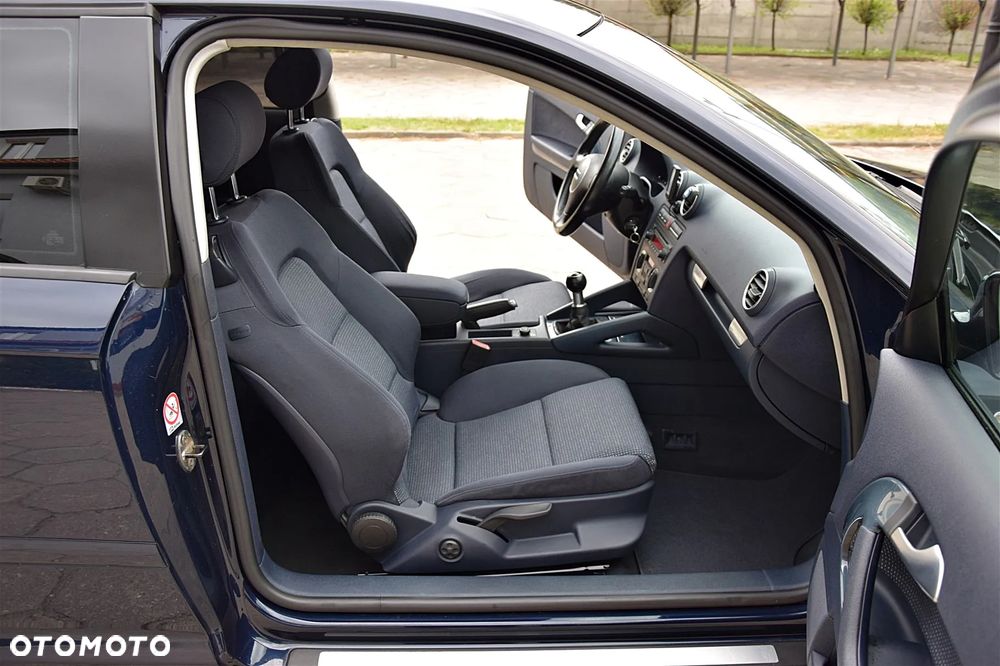 Audi A3 3-drzwiowe 1.6 S Line Sportpaket plus - 11