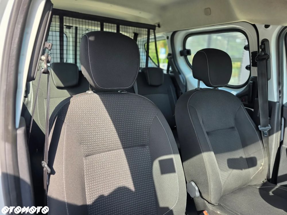 Dacia Dokker 1.5 Blue dCi Laureate - 25